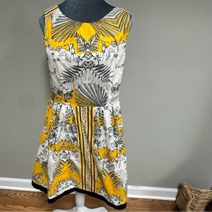 Yumi size 6/8 dress yellow tapestry print cotton yellow black trim summer